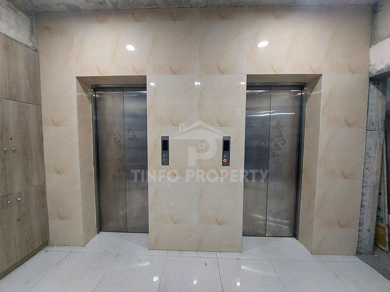 2000 Sft Open Space For Office up for Rent In Dhanmondi 32-3