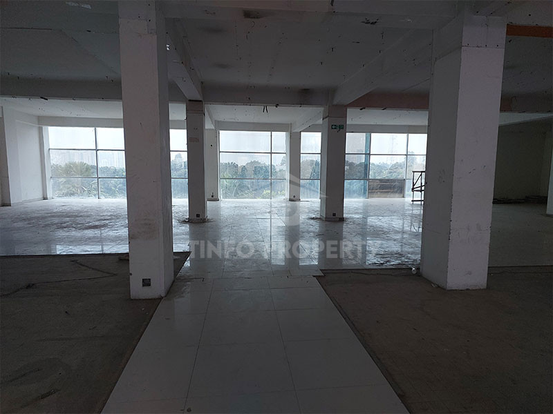 6000 sq ft Commercial Space is up for Rent in Banani-2