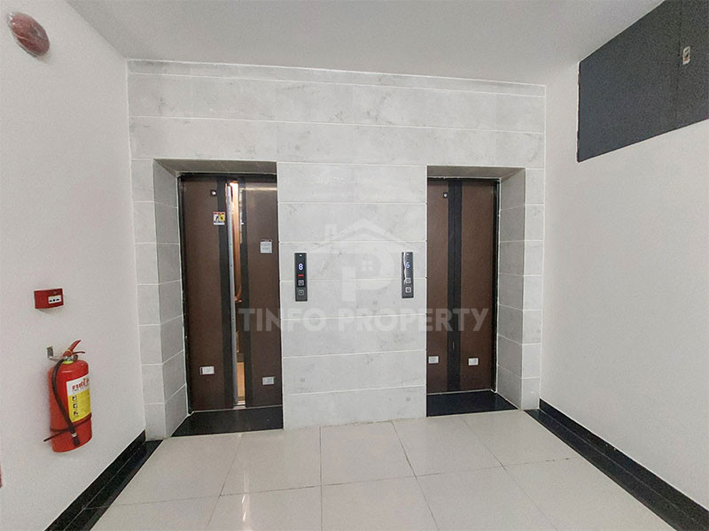 A Decent Brand New Office Space is Ready for Rent in Dhanmondi-6