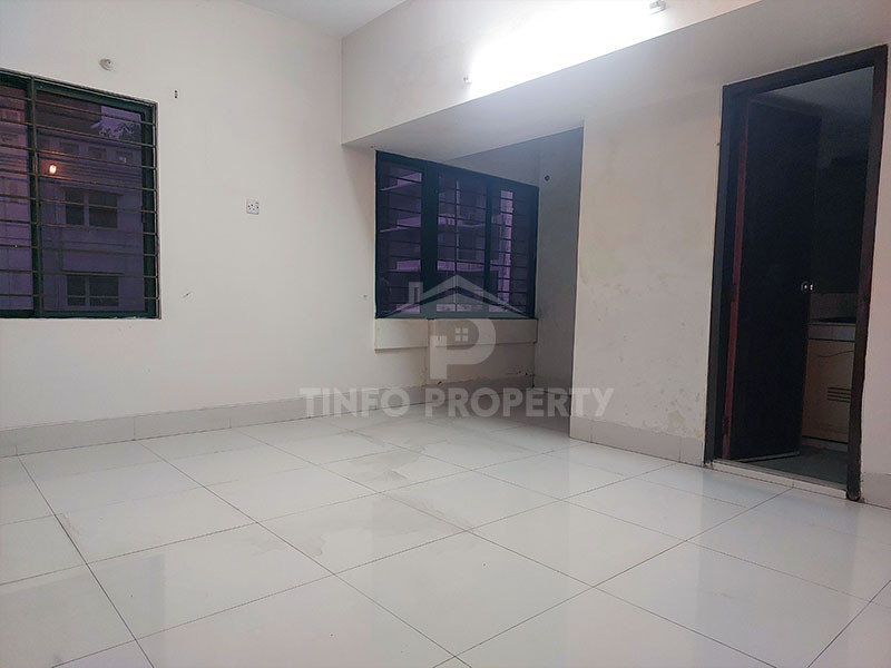 2500 Sq Ft Ready Apartment For Rent at Baridhara Diplomatic zone-6