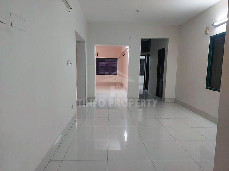 2500 Sq Ft Ready Apartment For Rent at Baridhara Diplomatic zone-3