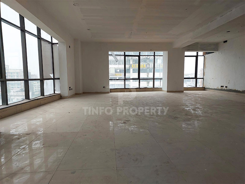 2455 Sq Ft An Office Space Is Vacant For Rent In Dhanmondi-1