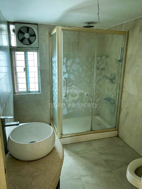 Luxurious 2700 Sq Ft Apartment for Rent Near Dhanmondi Lake-12